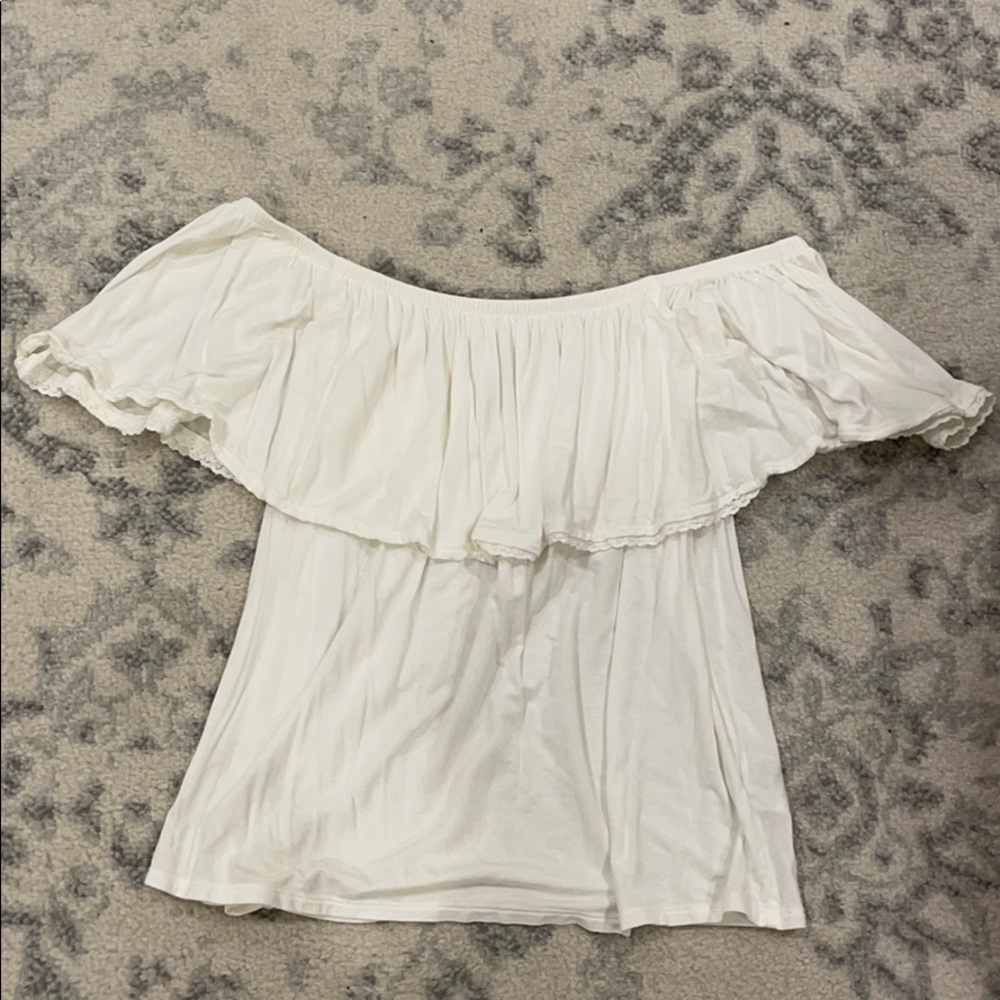 Hollister White Off the Shoulder Flowy Top Size XS